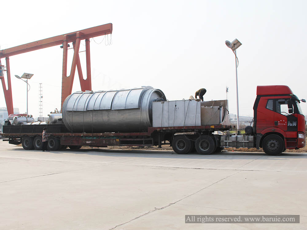 20T pyrolysis machine 10T distillation machine delivery 3